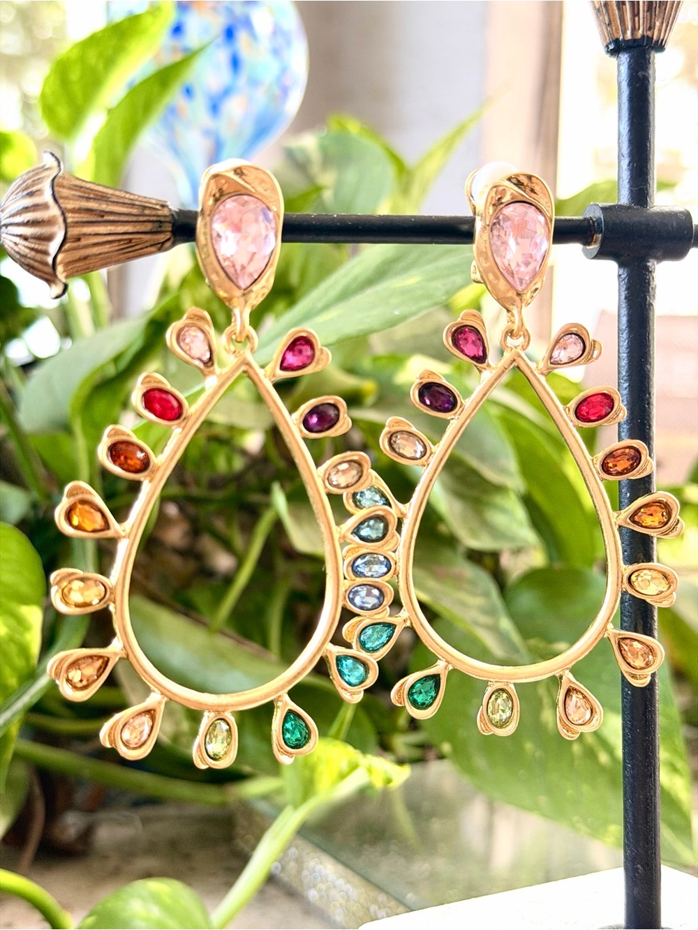 Oscar de la Renta MULTICOLORED GOLD Teardrop Hoop Earrings ⭐️ CLIP ON🩵💚💛🧡❤️🩷 - Picture 15 of 16